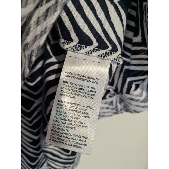 Chico’s Puff Sleeve Blouse 2 L Black White Chevron Stretch Knit Top Cotton Modal - Picture 5 of 5